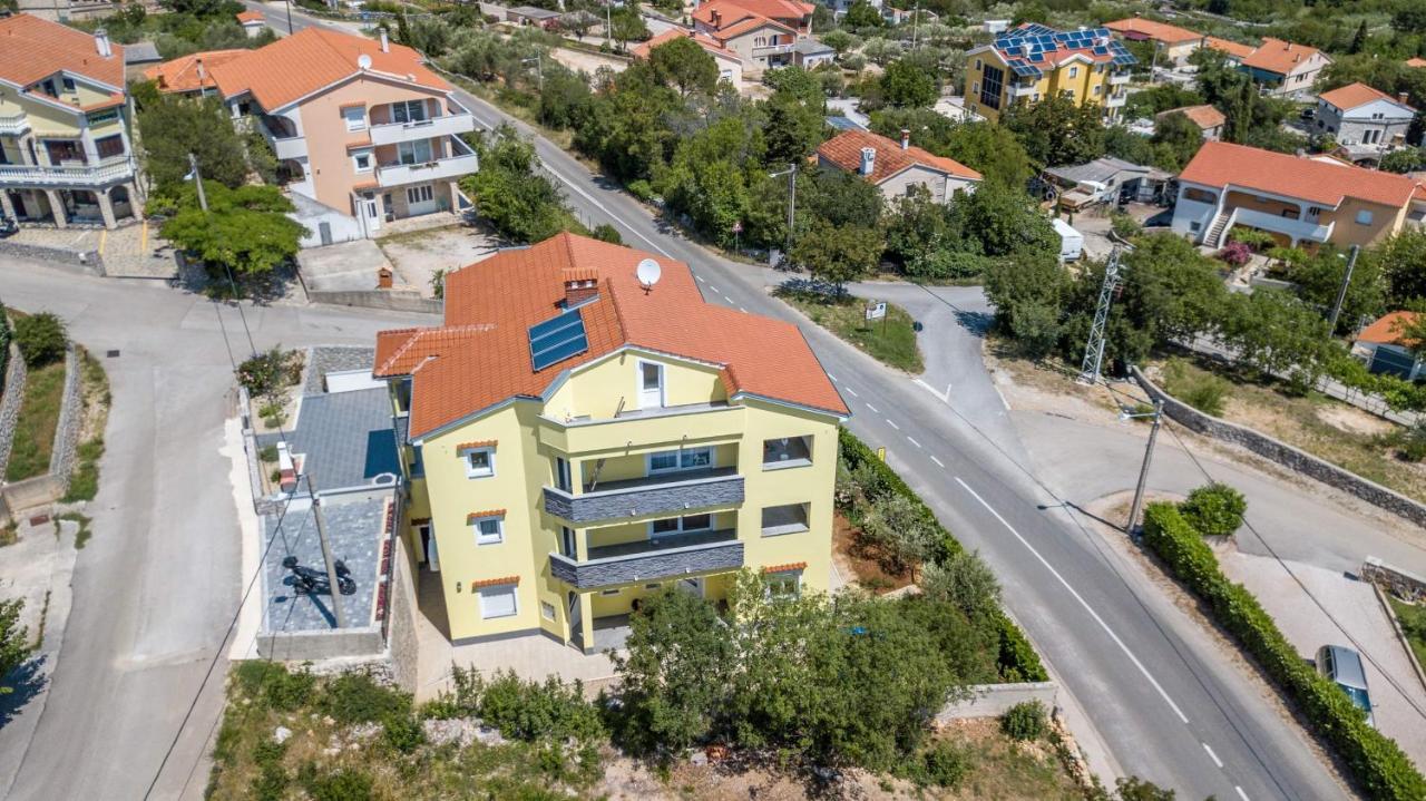 Apartments Jana Salatić Exterior foto